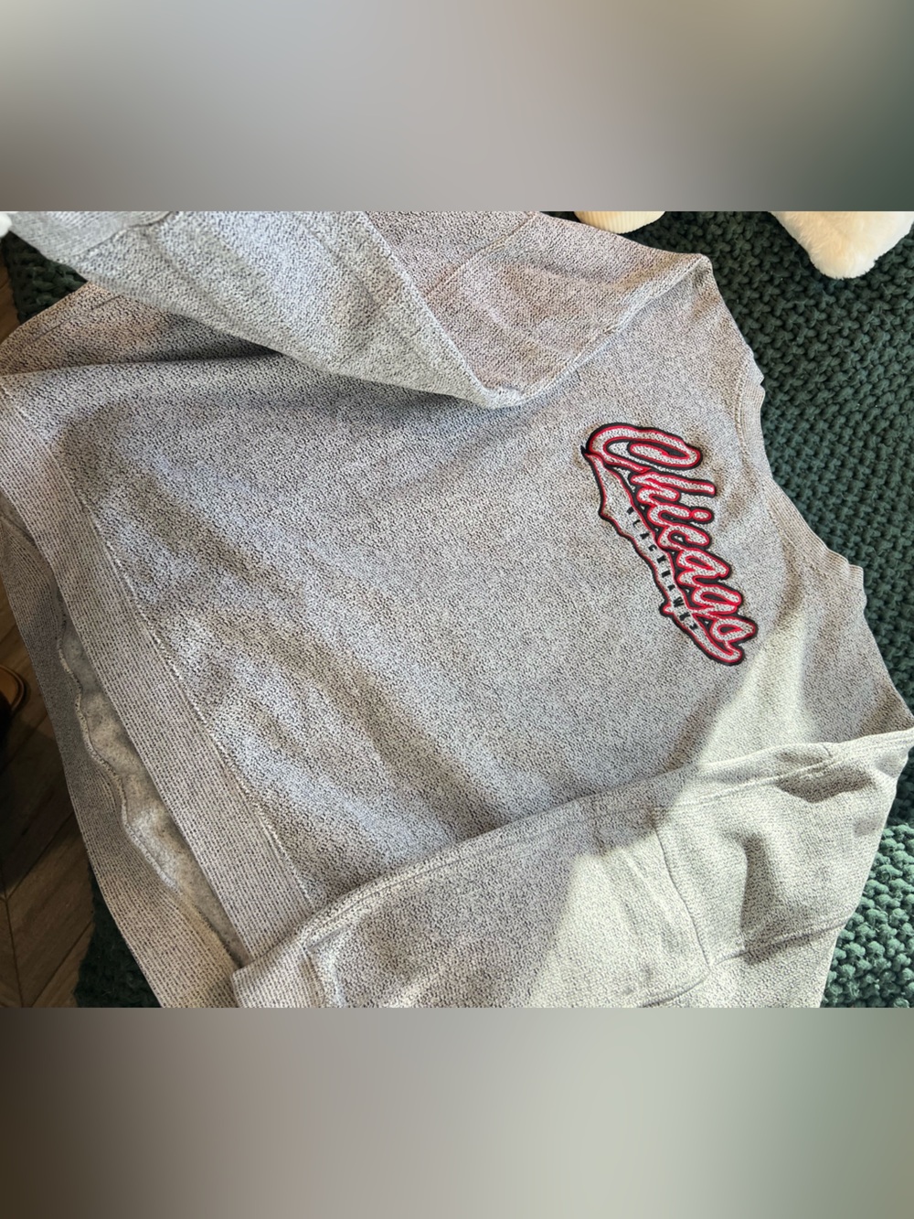 Oversize Chicago Blackhawks V-neck Sweater